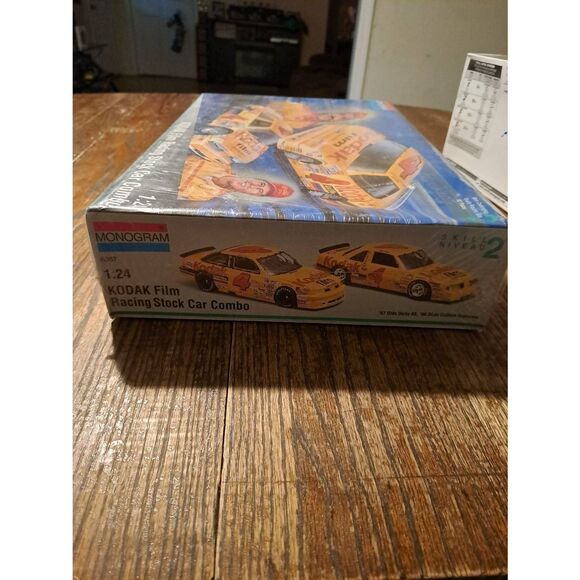 1998 Revell Monogram Dale Earnhardt Jr. AC Delco Monte Carlo NASCAR Kit Sealed - Picture 3 of 3